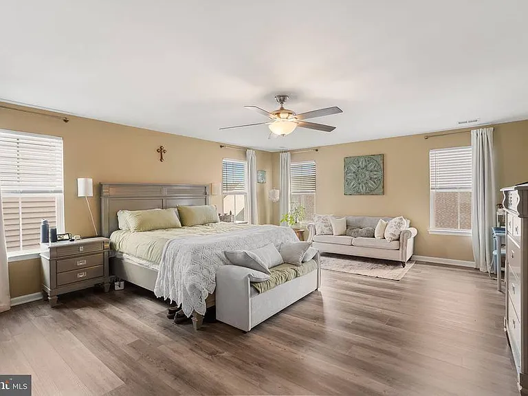 12405 Southington Dr — Photo 28