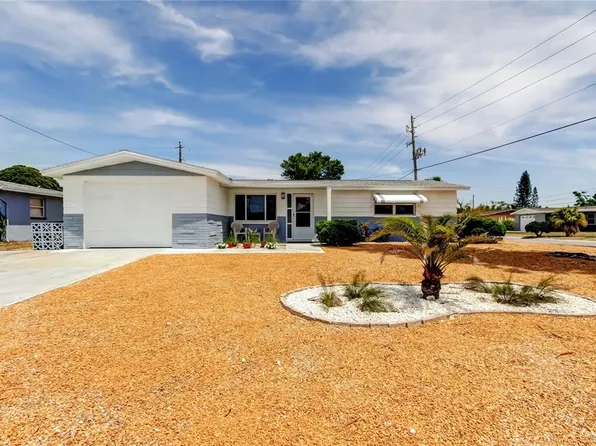 1502 Landau St, Holiday, FL 34690