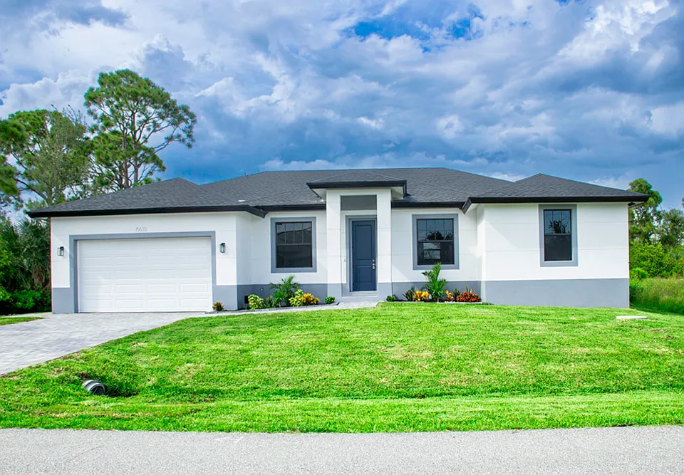 15633 Lakeland Cir