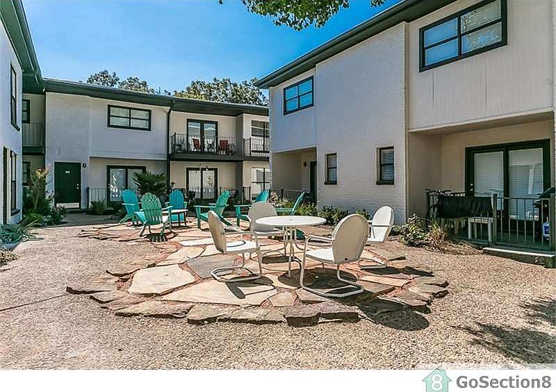 1st image of 1000 Grigsby Ave APT 108