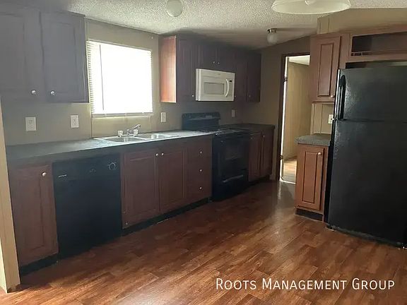 2nd image of 387 Webster Rd #132