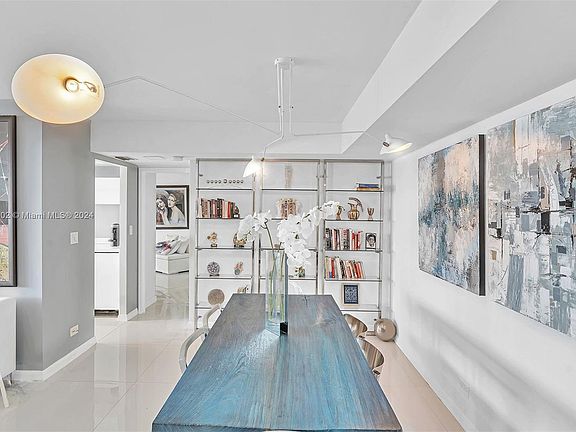4th image of 301 174th St APT 501