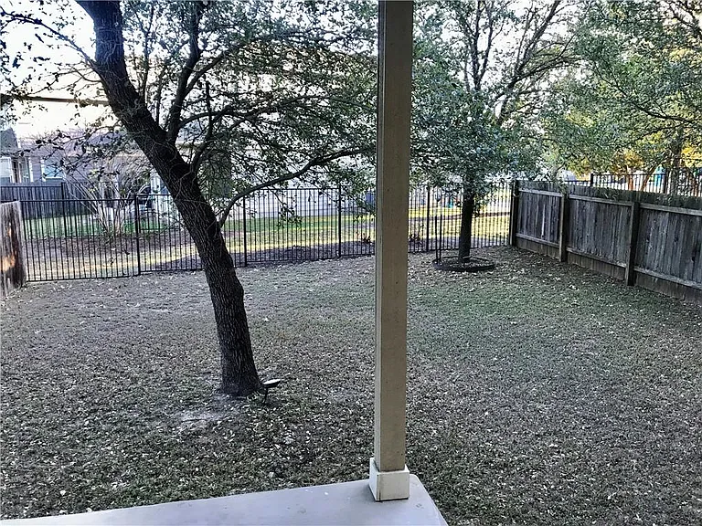 13609 Pine Warbler Dr — Photo 23