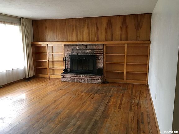 3rd image of 542 Connecticut Ave SE