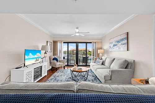 1501 Marina Isle Way #305 Photo 1