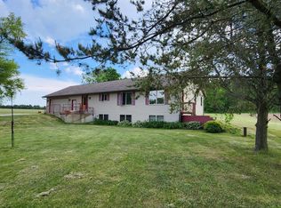 W4101 Moore Rd, Rio, WI 53960