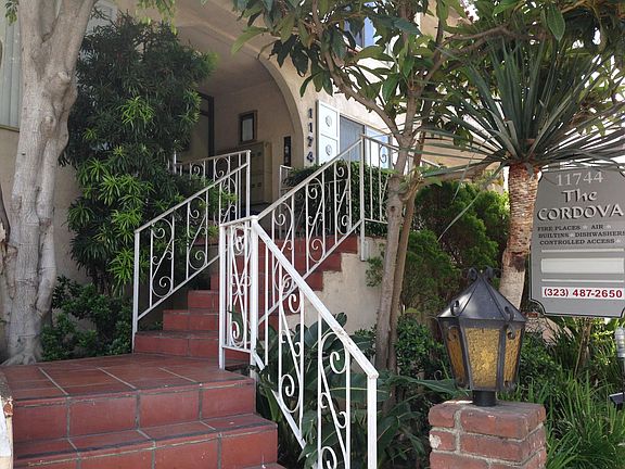 2nd image of 11744 Darlington Ave APT 203