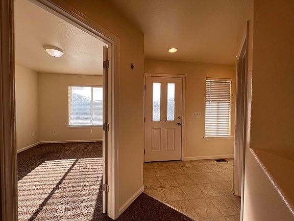 3rd image of 1850 Westward Ln