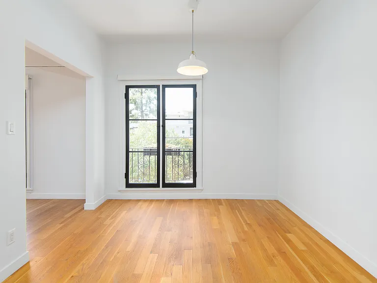 900 S Orange Grove Ave #203 — Photo 10