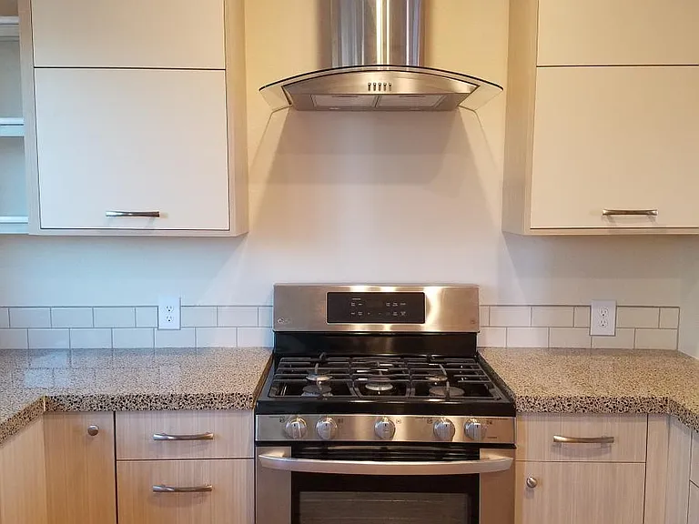 Kitchen 3