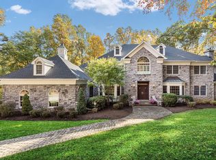 12 Cobblefield Dr, Bernardsville, NJ 07924