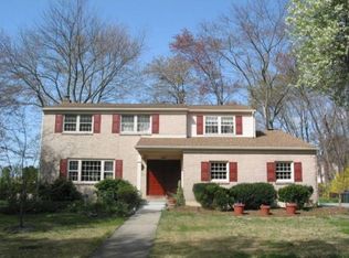 1912 Rolling Ln, Cherry Hill, NJ 08003
