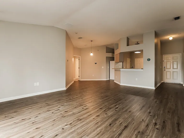 6415 Buckhead Ct — Photo 4