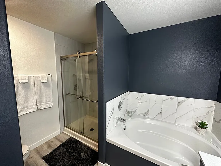 4512 W Lake Mead Blvd #201 — Photo 20