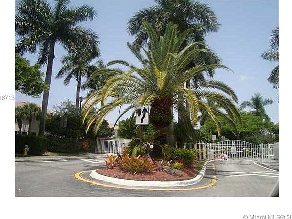 2nd image of 313 SW 120th Ave