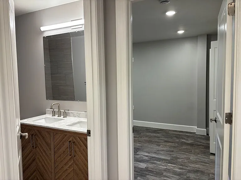 1749 T St NW — Photo 22
