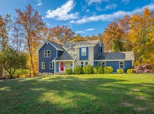 10911 North Harbor Rd, Soddy Daisy, TN 37379