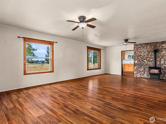 3rd image of 4000 113th Avenue SW