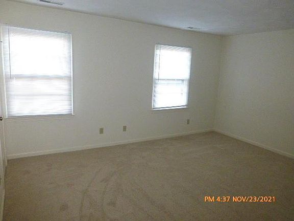 3rd image of 351 Paxford Dr