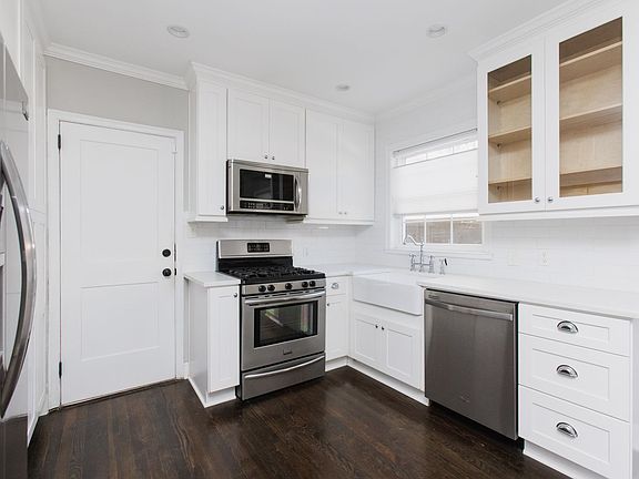 2nd image of 36 Sheridan Dr NE APT A2