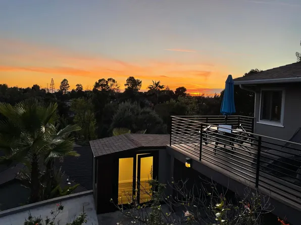 465 Sequoia Dr, Pasadena, CA 91105