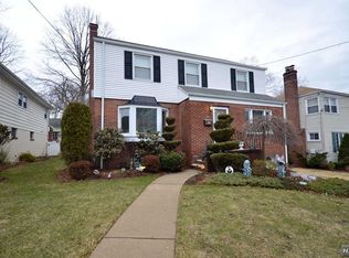 97 Herrick Ave, Teaneck, NJ 07666