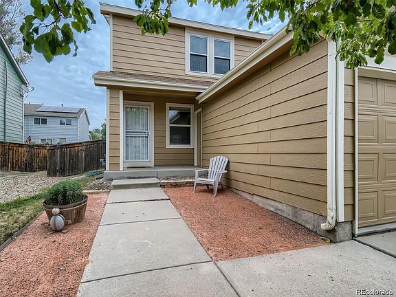 3rd image of 846 Mockingbird Lane
