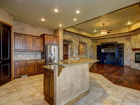 1619_Artesia_Drive-13[1]