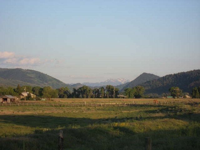 2nd image of 90 Valley Rd
