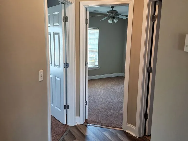 114 Miller St NE — Photo 10