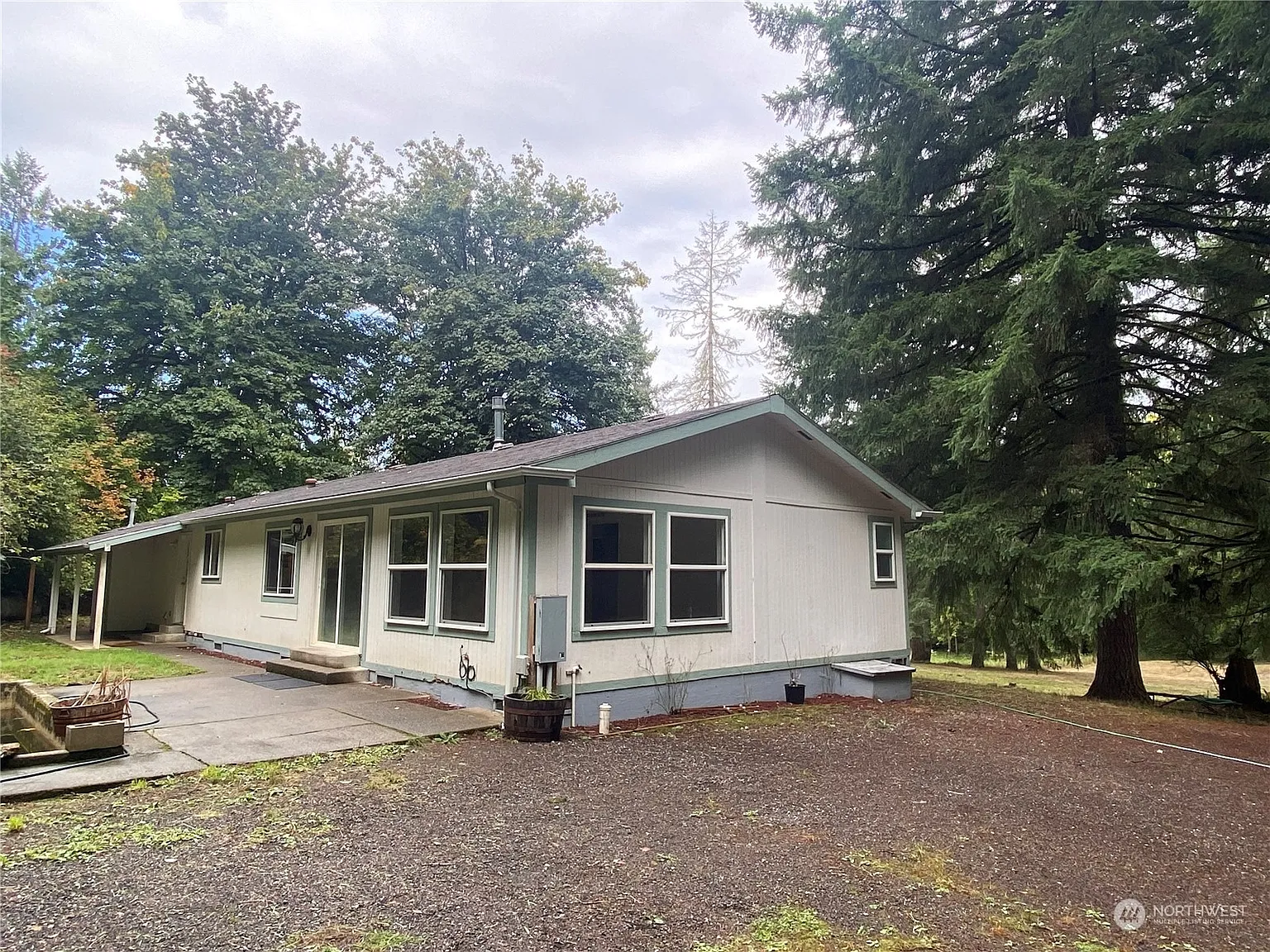 5441 133 RD Avenue SW photo 1