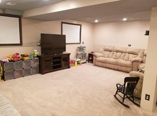 3582 N Shore Dr, Delavan, WI