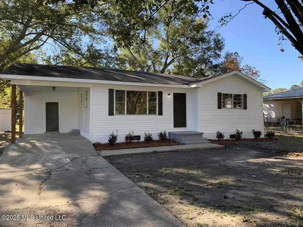 4131 Nancy St, Pearl, MS 39208