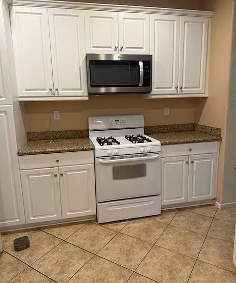 13134 Sunnyvale Ct — Photo 2
