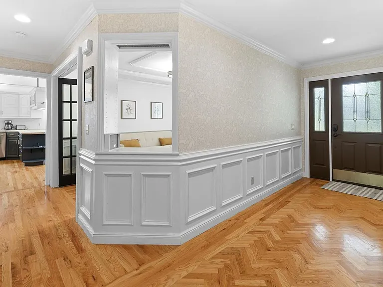 1704 Granada Dr — Photo 14