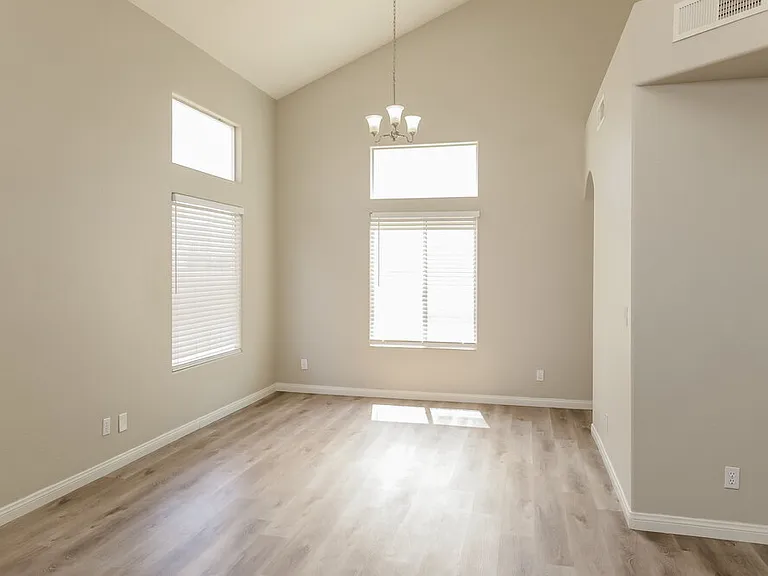 9009 Ballad Ave — Photo 5