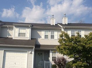 58 Smith Ave, Bay Shore, NY 11706