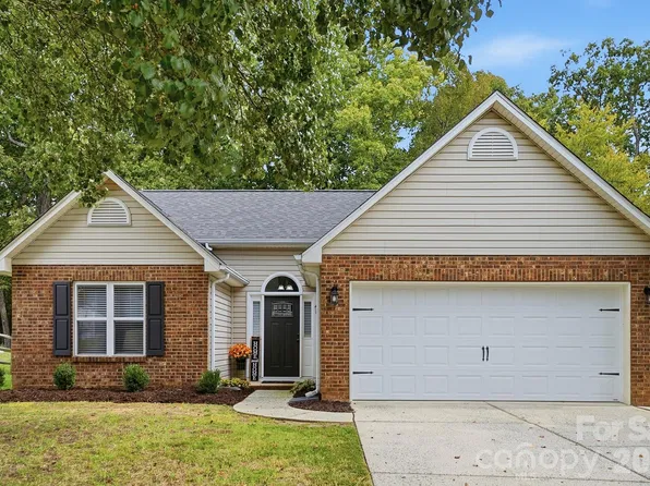236 Forest Pond Rd, Kannapolis, NC 28083