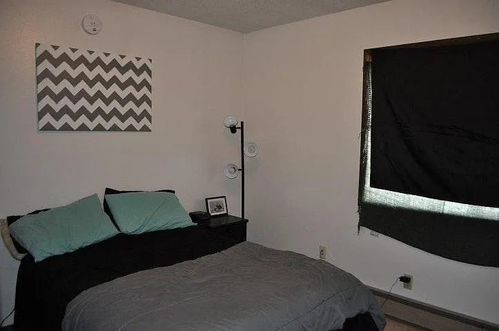 702 E Washington St #6 — Photo 5
