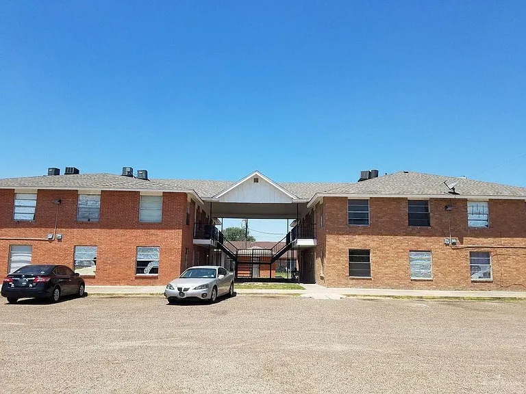 1801 Washington Ave #8 — Photo 1