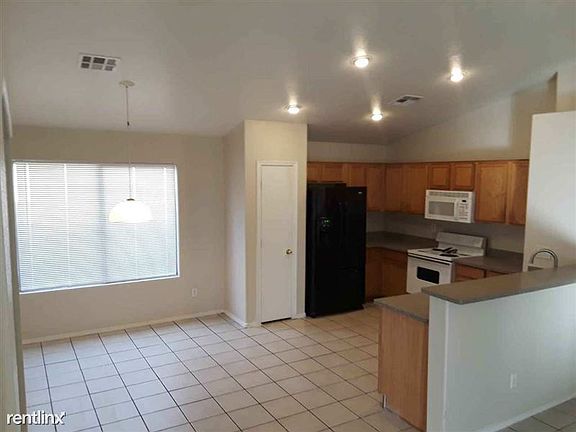 4th image of 2428 S 82nd Ave