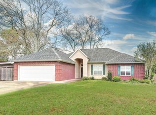 205 Acorn Dr, Lafayette, LA 70507