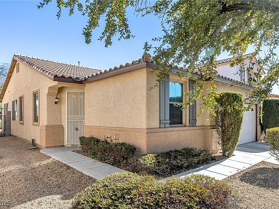 3rd image of 9272 Cantana St