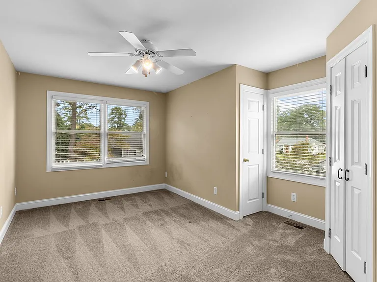 415 Cape Fear Ave — Photo 40