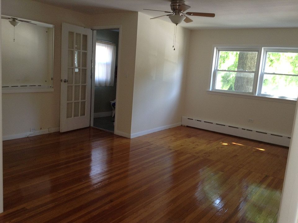 1st image of 204 Dubois Ave #1