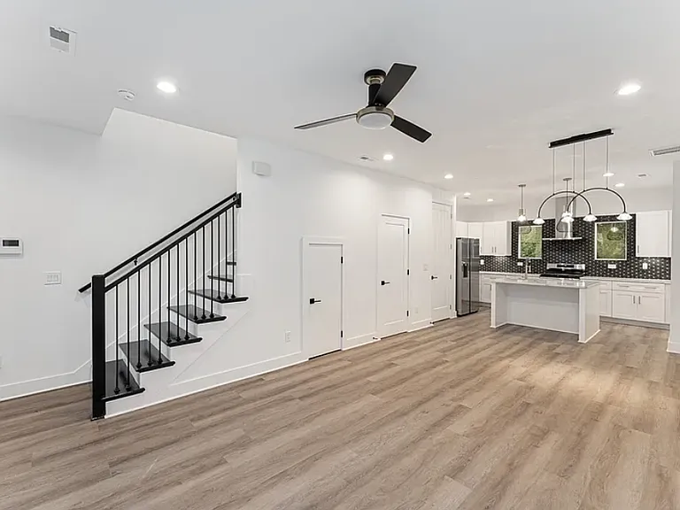 805 Cherokee Ave #5 — Photo 7