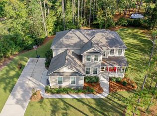 5572 Alpine Dr, Summerville, SC 29483