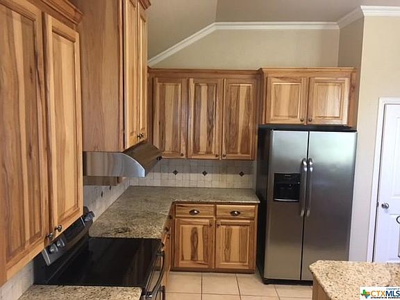 4th image of 1116 Myrtle Dr