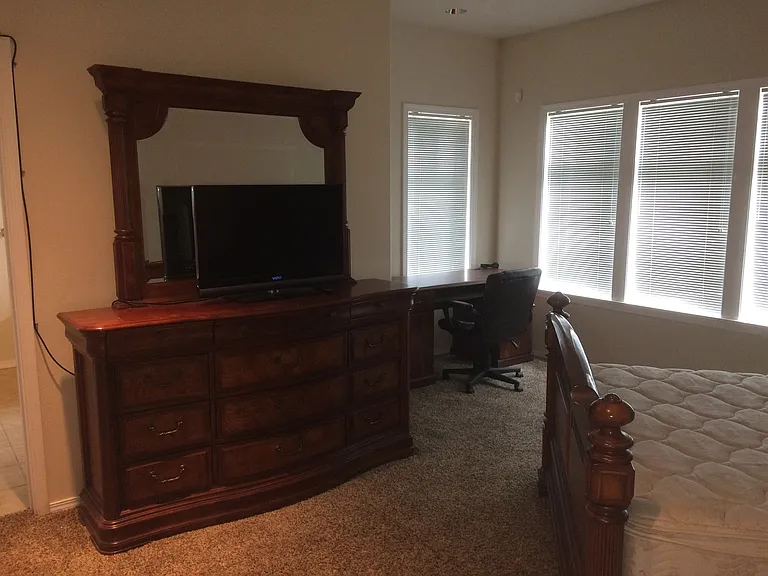 6367 NE Murray Way #A — Photo 10