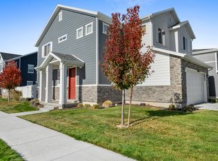 2052 W Lydia Ln, Syracuse, UT 84075